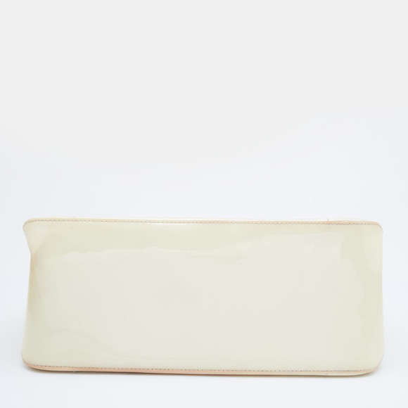 LOUIS VUITTON Lime Monogram Vernis Rosewood Avenue Bag - Picture 6 of 8